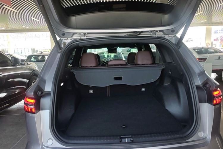 Used Geely Auto Monjaro L 2021 2.0TD DCT EVO Two-Wheel Drive Prestige Version Trunk