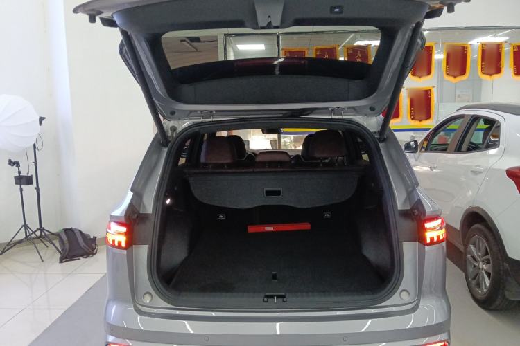 Used Geely Auto Monjaro L 2021 2.0TD DCT EVO Two-Wheel Drive Prestige Version Trunk