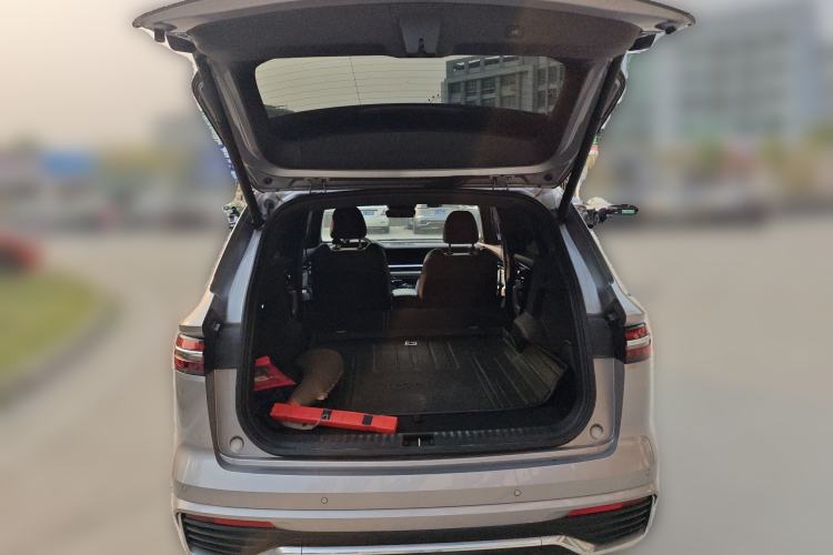 Used Geely Auto Monjaro L 2021 2.0TD DCT EVO Two-Wheel Drive Smart Luxury Version Trunk