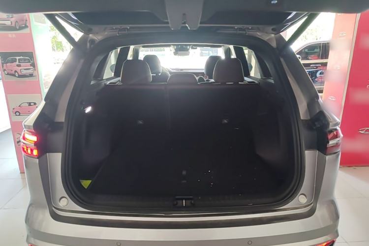 Used Geely Auto Monjaro L 2021 2.0TD DCT EVO Two-Wheel Drive Prestige Version Trunk
