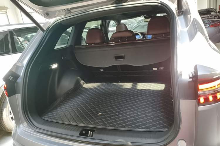 Used Geely Auto Monjaro L 2021 2.0TD DCT EVO Two-Wheel-Drive Flagship Version Trunk