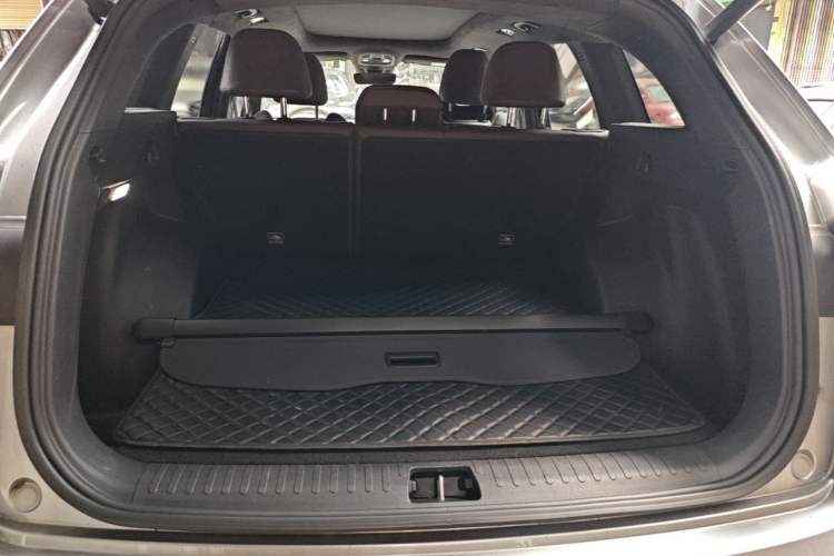 Used Geely Auto Monjaro L 2021 2.0TD DCT EVO Two-Wheel Drive Prestige Version Trunk