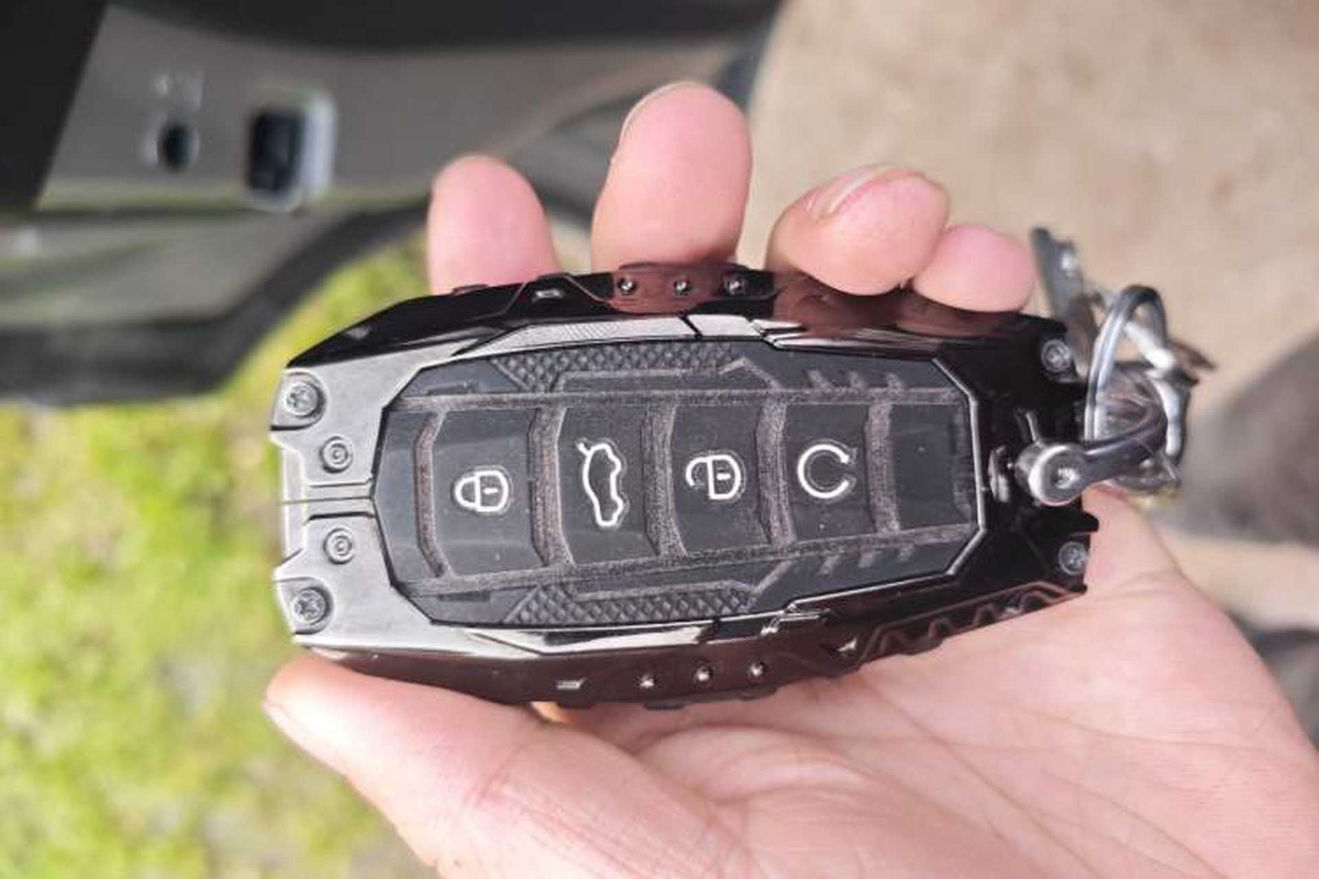 Used Geely Auto Monjaro L 2021 2.0TD DCT EVO Two-Wheel Drive Prestige Version Vehicle Key