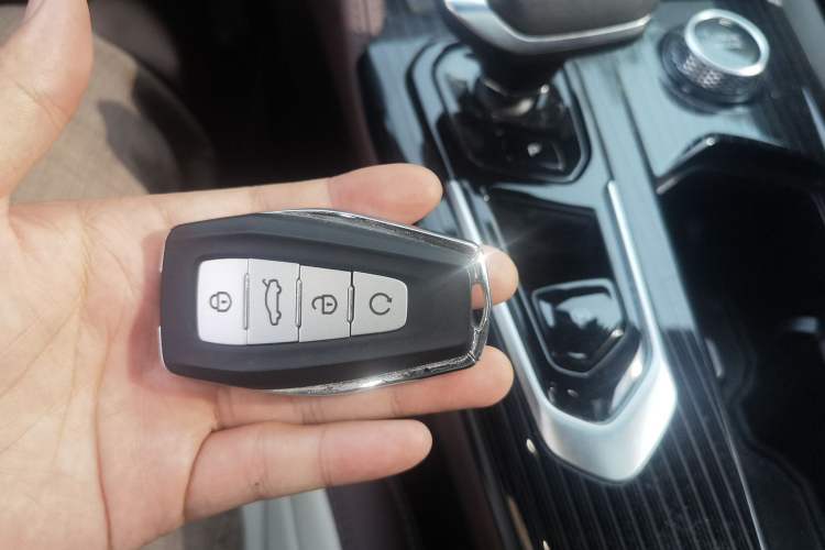 Used Geely Auto Monjaro L 2021 2.0TD High-Power Automatic All-Wheel Drive Luxury Version Vehicle Key
