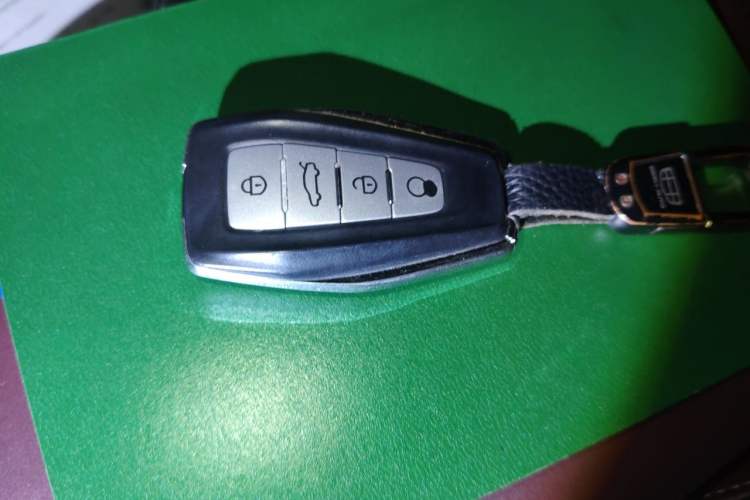 Used Geely Auto Monjaro L 2021 2.0TD DCT EVO Two-Wheel Drive Prestige Version Vehicle Key