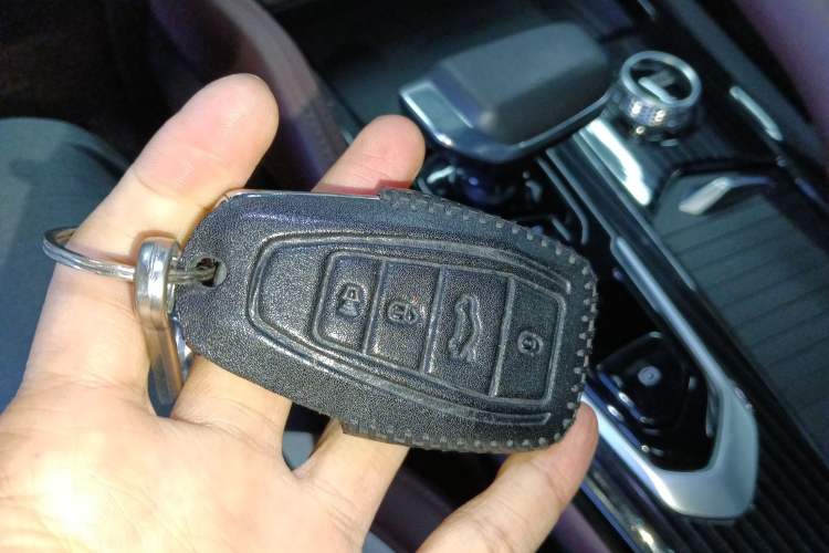 Used Geely Auto Monjaro L 2021 2.0TD DCT EVO Two-Wheel Drive Prestige Version Vehicle Key