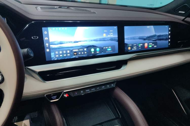 Used Geely Auto Monjaro L 2021 2.0TD High-Power Automatic All-Wheel Drive Luxury Version Audio And AC Panel