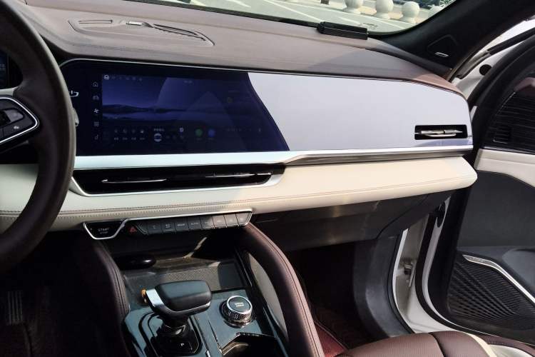 Used Geely Auto Monjaro L 2021 2.0TD High-Power Automatic All-Wheel-Drive Flagship Version Audio And AC Panel