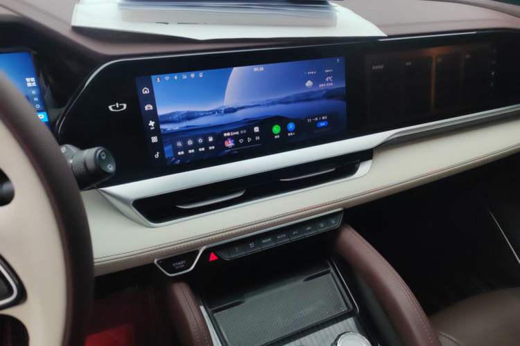 Used Geely Auto Monjaro L 2021 2.0TD High-Power Automatic All-Wheel-Drive Flagship Version Audio And AC Panel