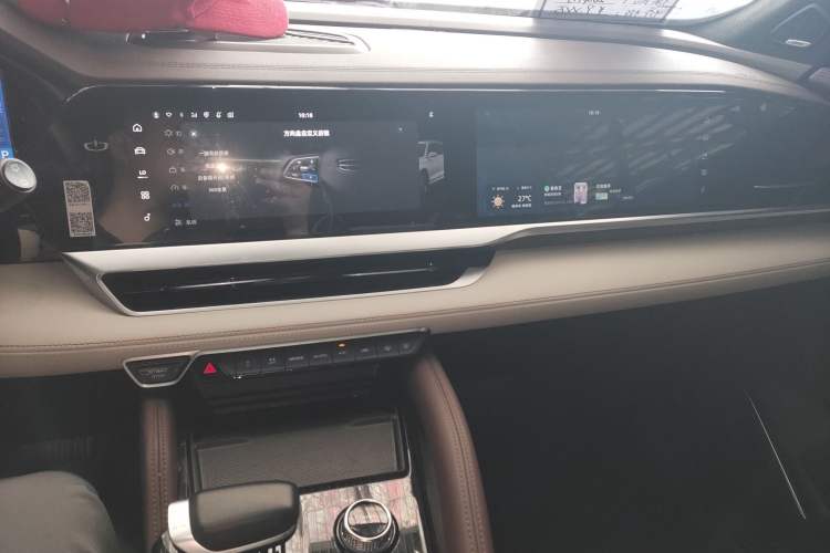 Used Geely Auto Monjaro L 2021 2.0TD DCT EVO Two-Wheel Drive Smart Luxury Version Audio And AC Panel