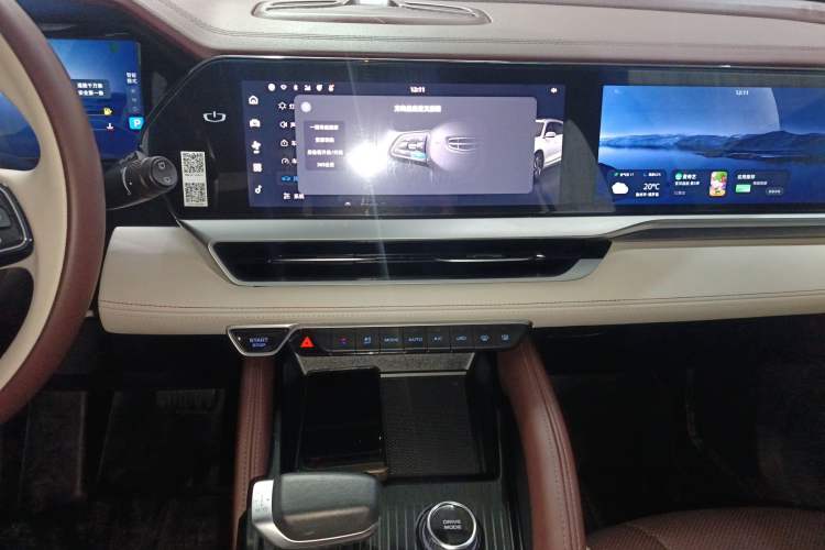 Used Geely Auto Monjaro L 2021 2.0TD DCT EVO Two-Wheel Drive Prestige Version Audio And AC Panel