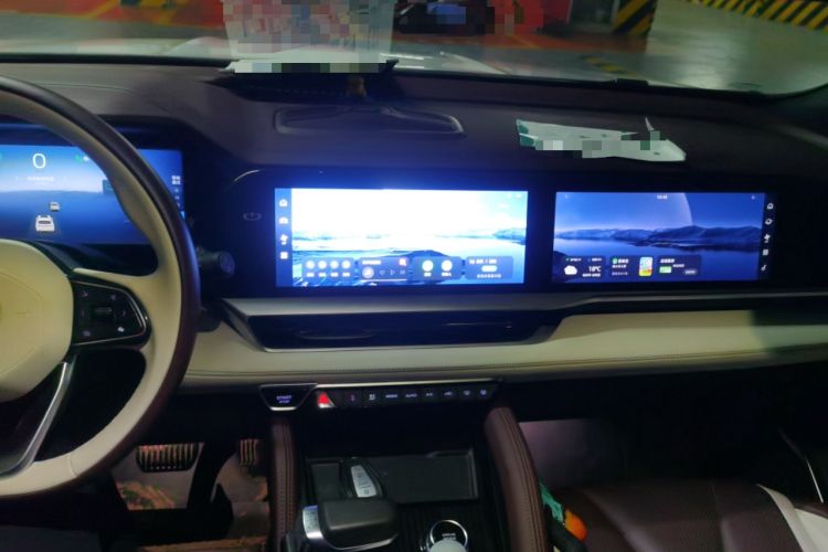 Used Geely Auto Monjaro L 2021 2.0TD DCT EVO Two-Wheel Drive Smart Luxury Version Audio And AC Panel