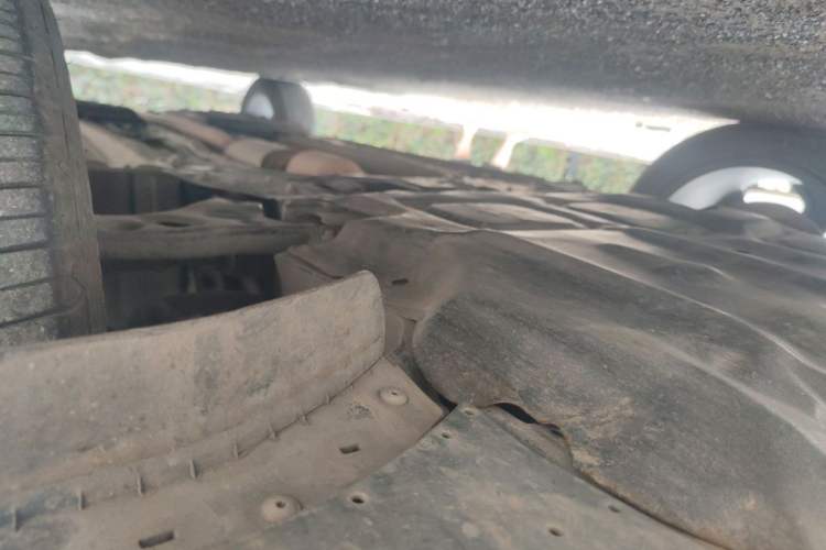 Used Geely Auto Monjaro L 2021 2.0TD DCT EVO Two-Wheel Drive Prestige Version Chassis Front Left