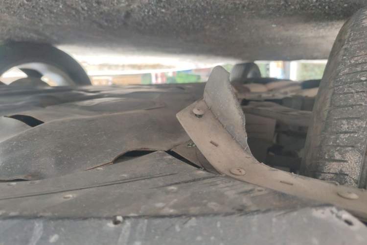 Used Geely Auto Monjaro L 2021 2.0TD DCT EVO Two-Wheel Drive Prestige Version Chassis Front Right