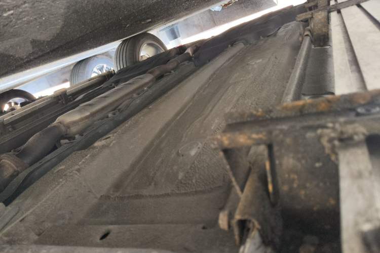 Used Geely Auto Monjaro L 2021 2.0TD High-Power Automatic All-Wheel-Drive Flagship Version Chassis Front Right