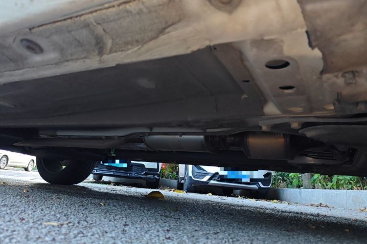 Used Geely Auto Monjaro L 2021 2.0TD DCT EVO Two-Wheel Drive Prestige Version Chassis Front Right