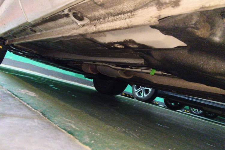 Used Geely Auto Monjaro L 2021 2.0TD DCT EVO Two-Wheel Drive Prestige Version Chassis Rear Left