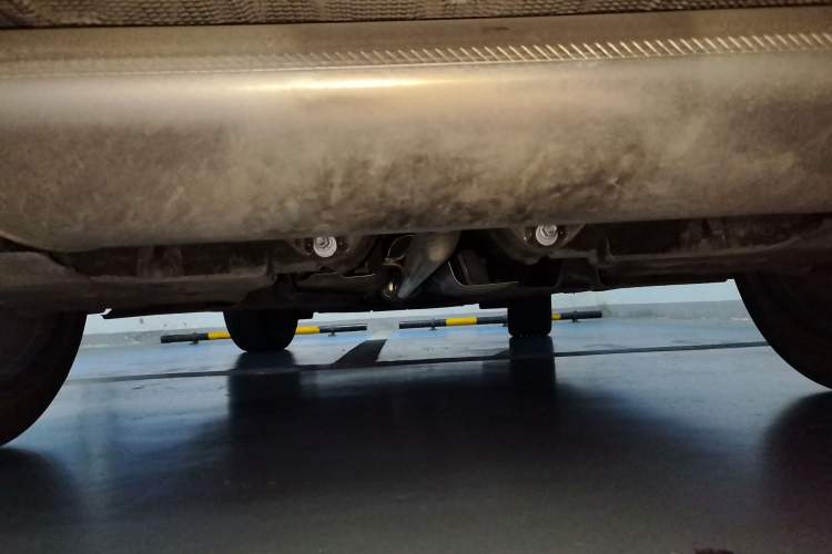 Used Geely Auto Monjaro L 2021 2.0TD DCT EVO Two-Wheel Drive Prestige Version Chassis Rear