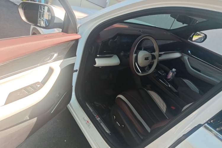 Used Geely Auto Monjaro L 2021 2.0TD DCT EVO Two-Wheel Drive Prestige Version Driver Seat