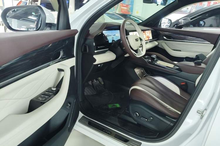 Used Geely Auto Monjaro L 2021 2.0TD DCT EVO Two-Wheel Drive Prestige Version Driver Seat