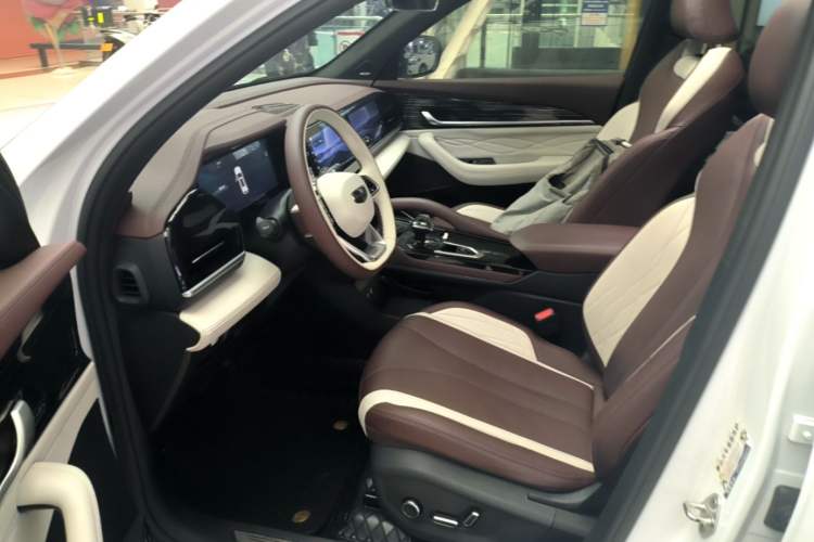 Used Geely Auto Monjaro L 2021 2.0TD DCT EVO Two-Wheel Drive Smart Luxury Version Driver Seat
