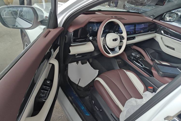 Used Geely Auto Monjaro L 2021 2.0TD High-Power Automatic All-Wheel-Drive Flagship Version Driver Seat