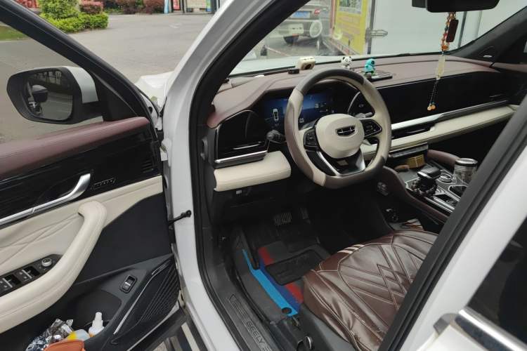 Used Geely Auto Monjaro L 2021 2.0TD High-Power Automatic All-Wheel-Drive Flagship Version Driver Seat