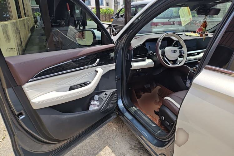 Used Geely Auto Monjaro L 2021 2.0TD DCT EVO Two-Wheel Drive Prestige Version Driver Seat