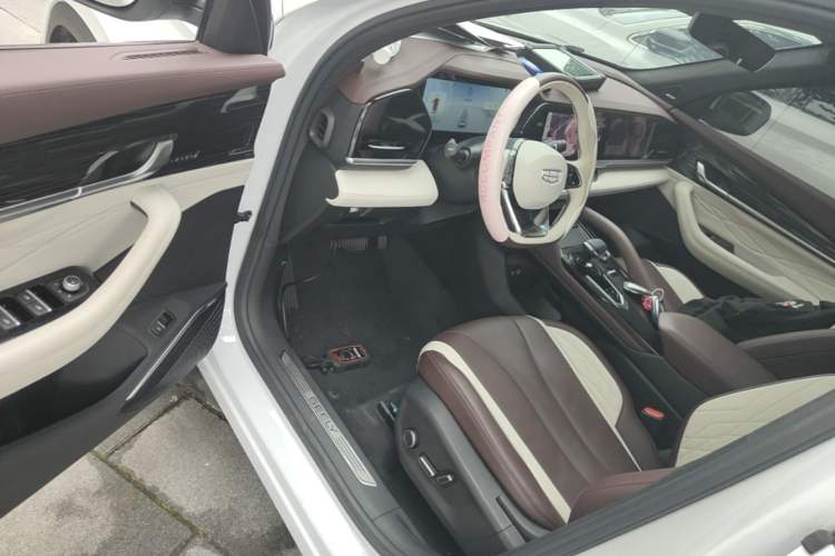 Used Geely Auto Monjaro L 2021 2.0TD DCT EVO Two-Wheel Drive Smart Luxury Version Driver Seat
