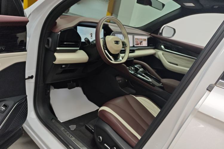 Used Geely Auto Monjaro L 2021 2.0TD DCT EVO Two-Wheel Drive Prestige Version Driver Seat