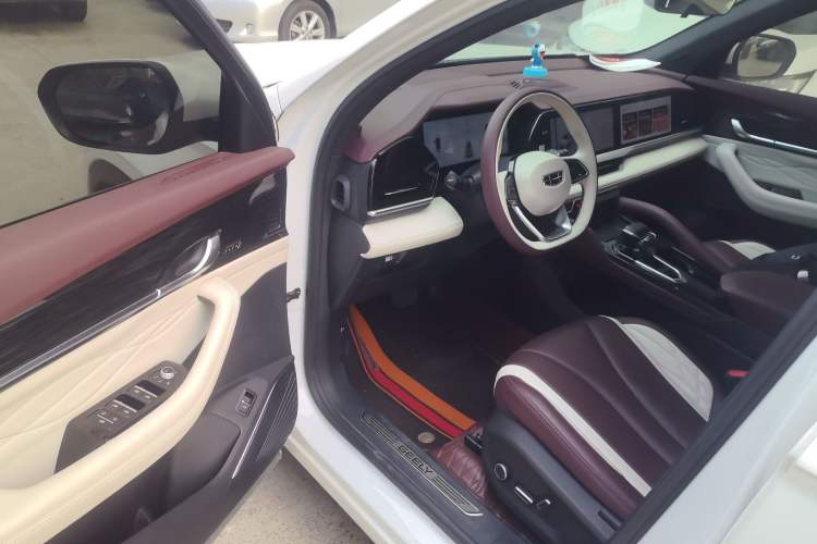 Used Geely Auto Monjaro L 2021 2.0TD DCT EVO Two-Wheel Drive Prestige Version Driver Seat