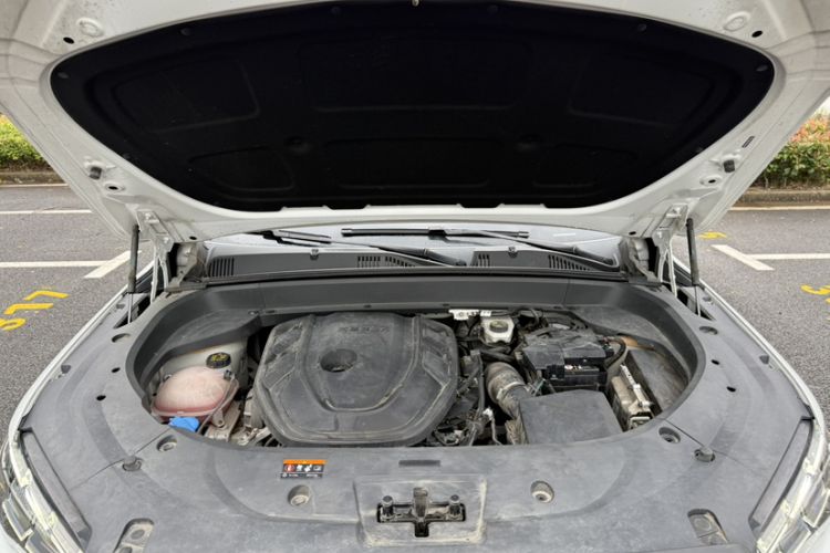Used Geely Auto Monjaro L 2021 2.0TD DCT EVO Two-Wheel Drive Smart Luxury Version Engine Bay