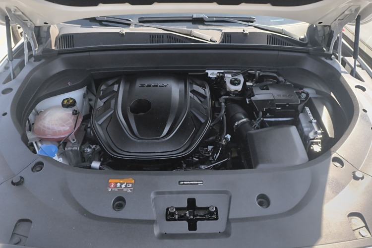 Used Geely Auto Monjaro L 2021 2.0TD DCT EVO Two-Wheel Drive Smart Luxury Version Engine Bay