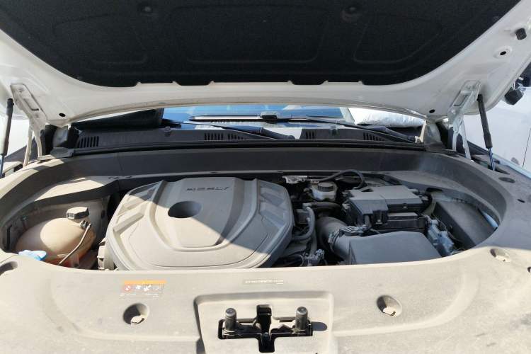 Used Geely Auto Monjaro L 2021 2.0TD High-Power Automatic All-Wheel-Drive Flagship Version Engine Bay