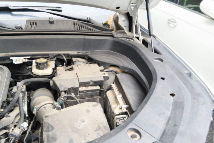 Used Geely Auto Monjaro L 2021 2.0TD DCT EVO Two-Wheel Drive Smart Luxury Version Engine Bay Left