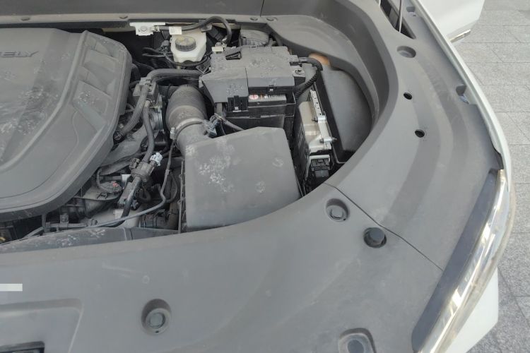 Used Geely Auto Monjaro L 2021 2.0TD DCT EVO Two-Wheel Drive Smart Luxury Version Engine Bay Left