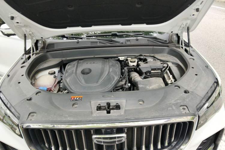 Used Geely Auto Monjaro L 2021 2.0TD DCT EVO Two-Wheel Drive Smart Luxury Version Engine Bay