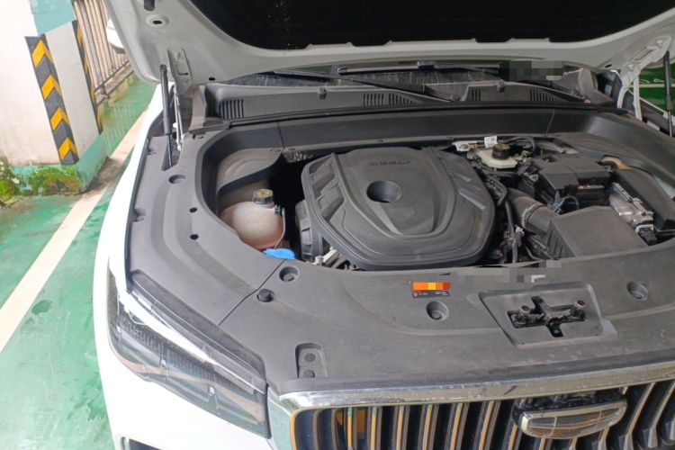 Used Geely Auto Monjaro L 2021 2.0TD DCT EVO Two-Wheel Drive Prestige Version Engine Bay Right
