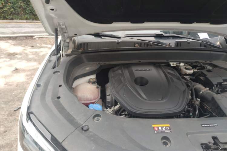 Used Geely Auto Monjaro L 2021 2.0TD DCT EVO Two-Wheel Drive Prestige Version Engine Bay Right