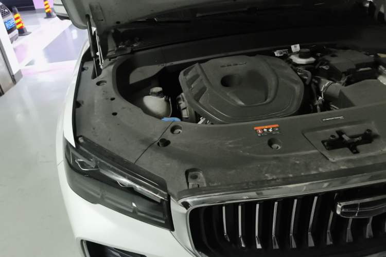 Used Geely Auto Monjaro L 2021 2.0TD DCT EVO Two-Wheel Drive Smart Luxury Version Engine Bay Right