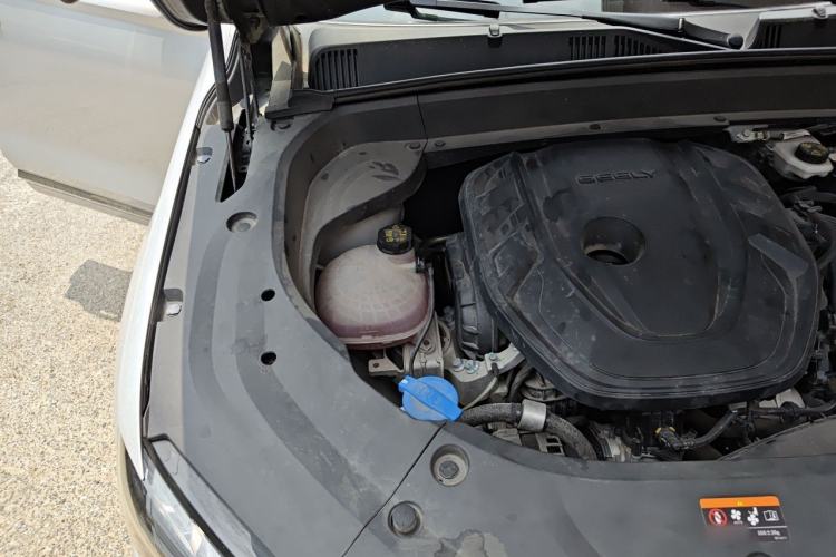 Used Geely Auto Monjaro L 2021 2.0TD DCT EVO Two-Wheel Drive Prestige Version Engine Bay Right
