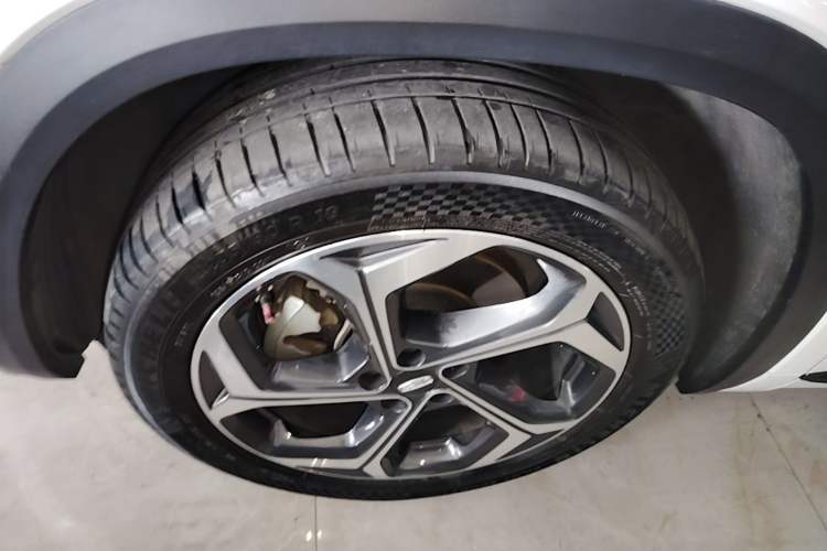 Used Geely Auto Monjaro L 2021 2.0TD DCT EVO Two-Wheel Drive Prestige Version Exterior 4