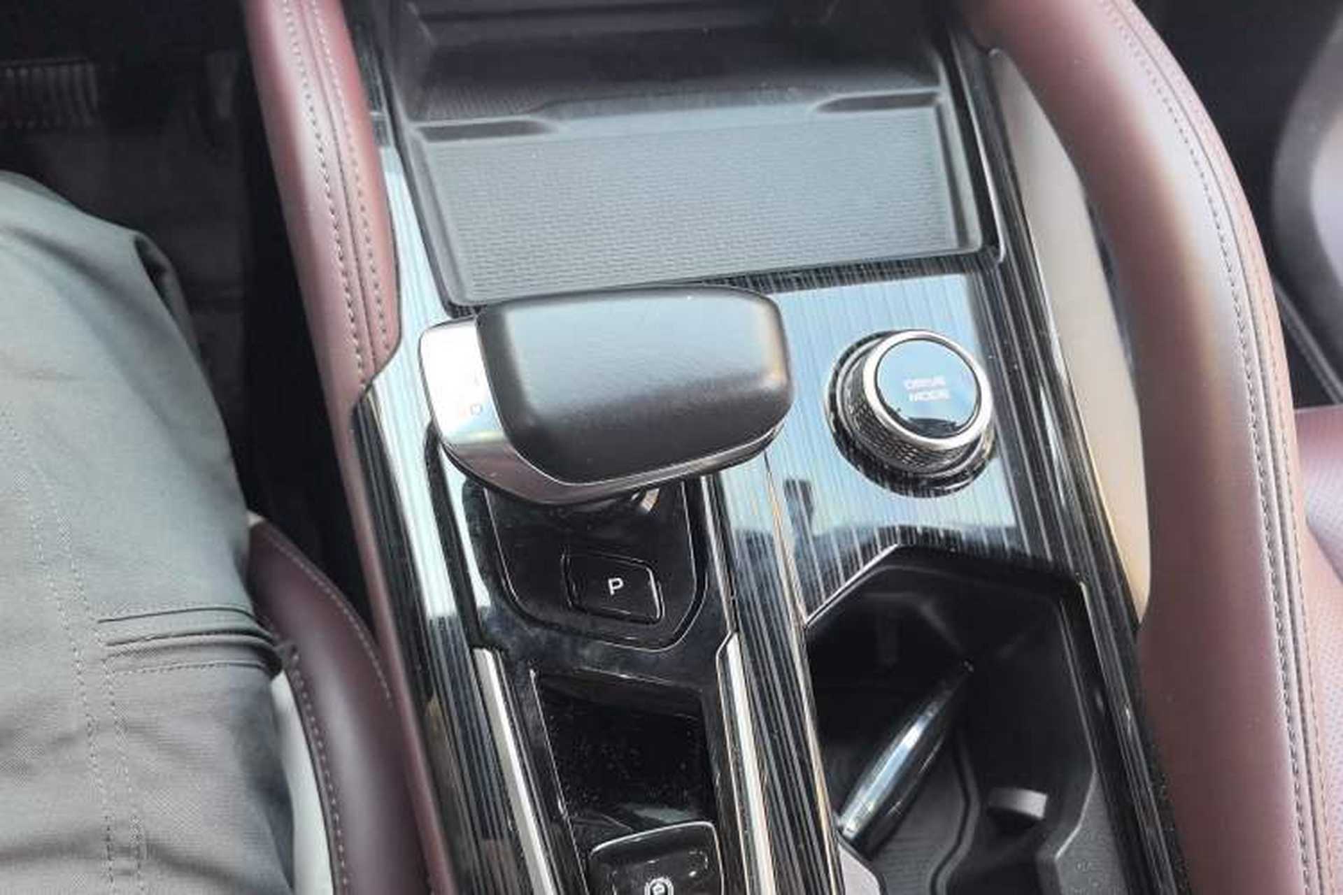 Used Geely Auto Monjaro L 2021 2.0TD DCT EVO Two-Wheel-Drive Flagship Version Gear Lever