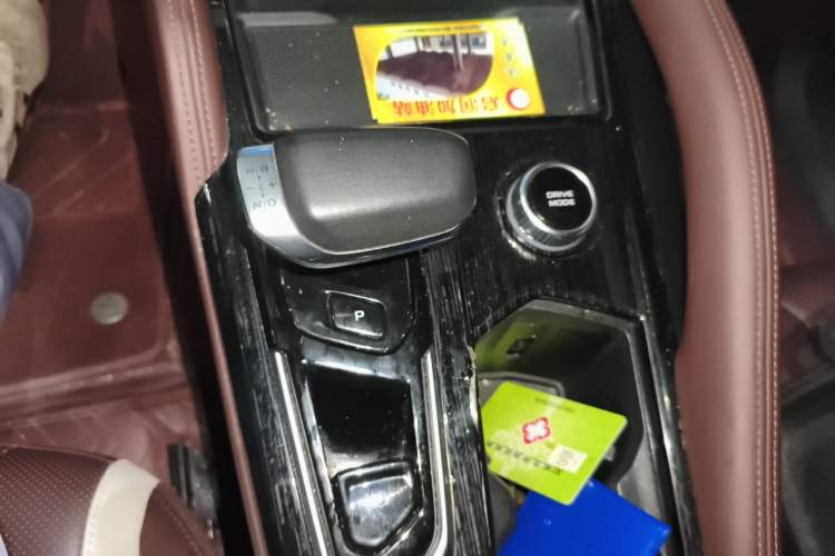 Used Geely Auto Monjaro L 2021 2.0TD High-Power Automatic All-Wheel-Drive Flagship Version Gear Lever