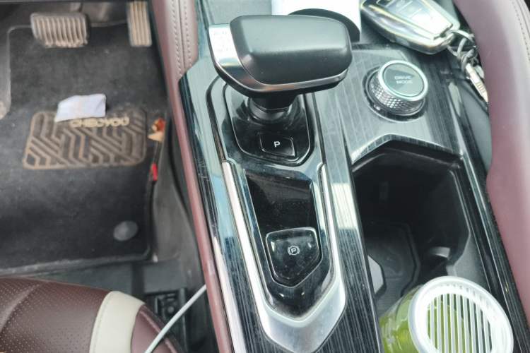 Used Geely Auto Monjaro L 2021 2.0TD DCT EVO Two-Wheel Drive Smart Luxury Version Gear Lever
