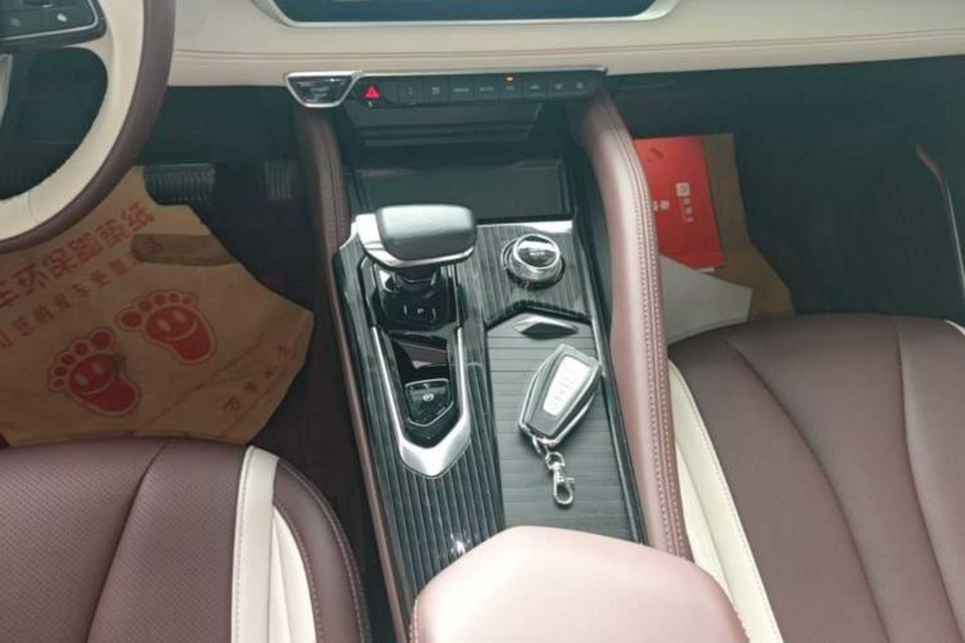 Used Geely Auto Monjaro L 2021 2.0TD DCT EVO Two-Wheel Drive Smart Luxury Version Gear Lever
