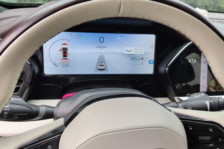 Used Geely Auto Monjaro L 2021 2.0TD DCT EVO Two-Wheel Drive Prestige Version Instrument Cluster