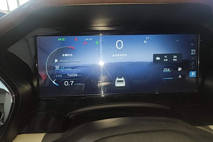 Used Geely Auto Monjaro L 2021 2.0TD DCT EVO Two-Wheel Drive Prestige Version Instrument Cluster