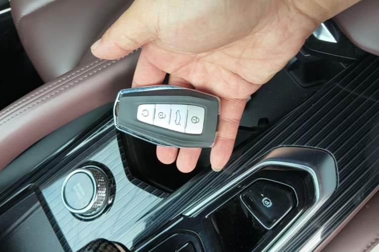 Used Geely Auto Monjaro L 2021 2.0TD DCT EVO Two-Wheel Drive Prestige Version Interior 1
