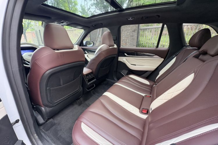 Used Geely Auto Monjaro L 2021 2.0TD DCT EVO Two-Wheel Drive Prestige Version Interior 2